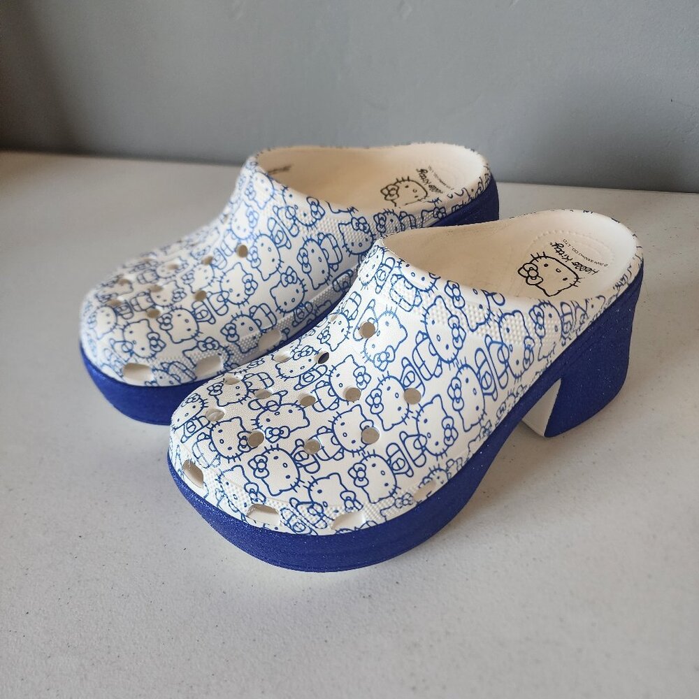 Hello Kitty Crocs "NEW" - Picture 8 of 16
